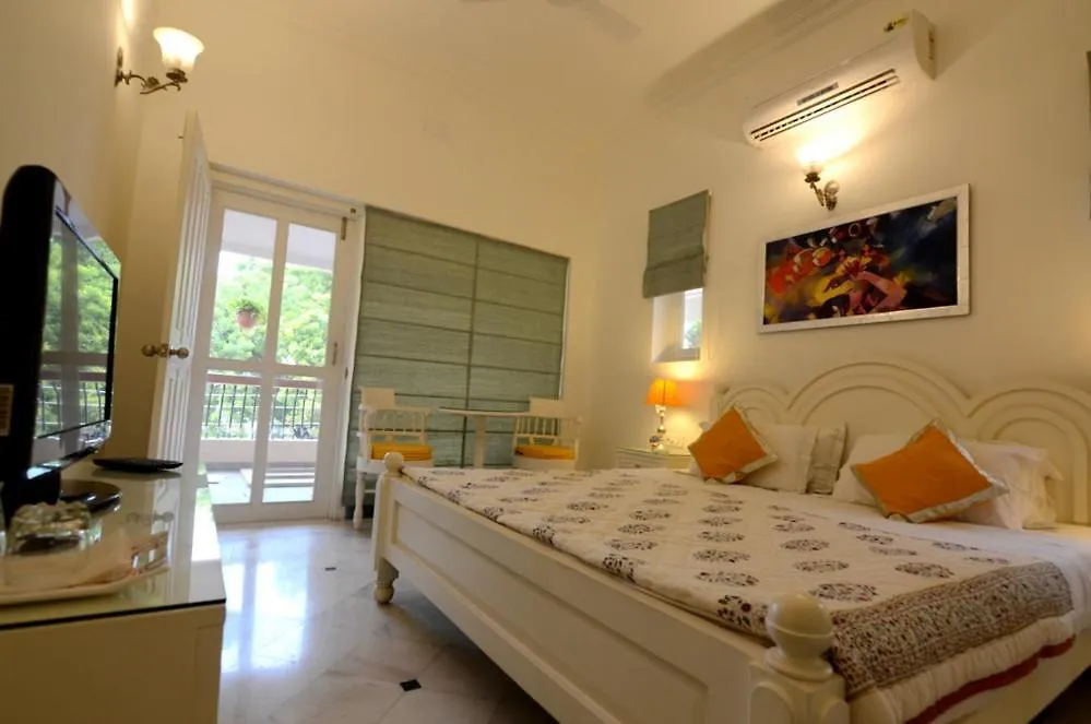 Aashray Daire Varanasi 0*,